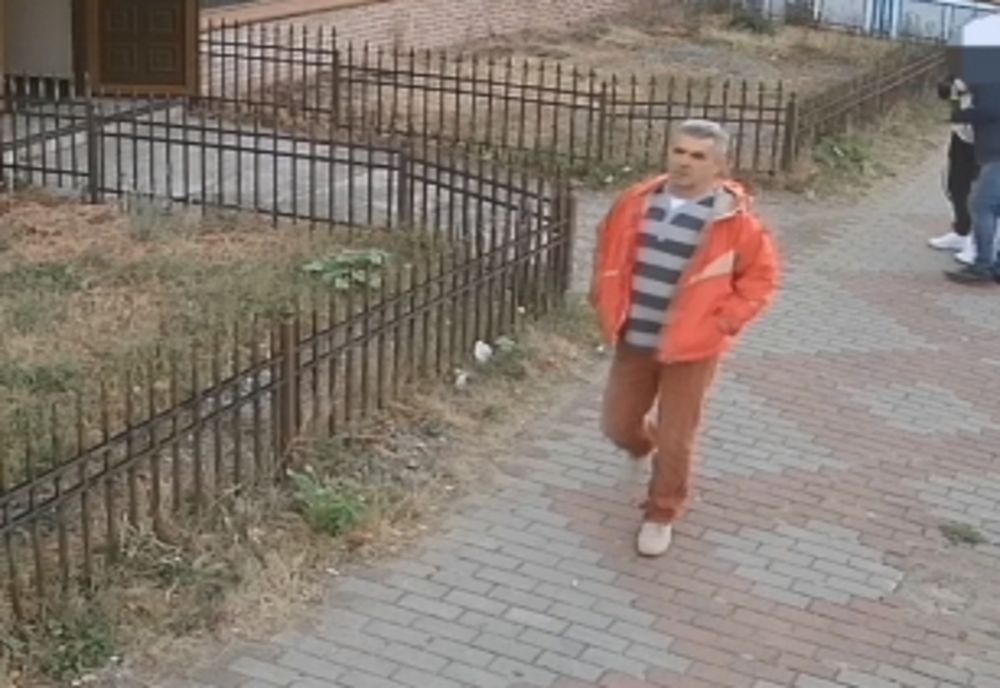 Căutat din septembrie pentru furt! Cine poate da relații, să anunțe poliția!