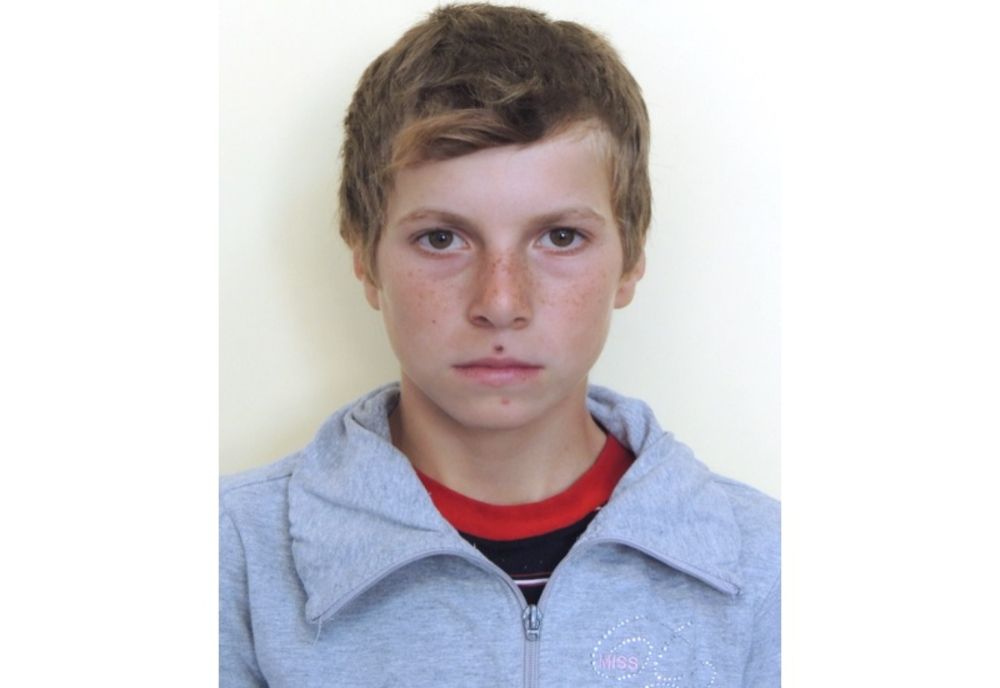 Băiat de 14 ani, căutat de polițiști