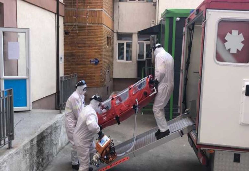 România a depășit 1. 000 de cazuri de persoane infectate cu virusul COVID – 19 (coronavirus).17 persoane au decedat, 23 de pacienți sunt în stare gravă la ATI