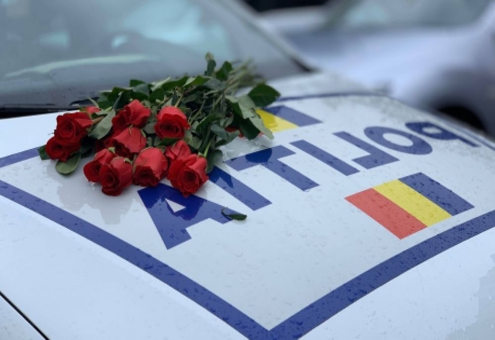 “Amenzi” cu petale de 8 Martie