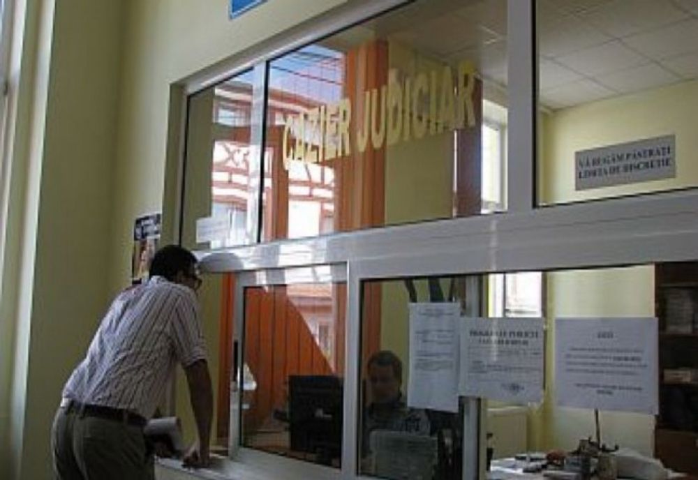 Eliberarea certificatelor de cazier judiciar se va face numai pe bază de programare telefonică