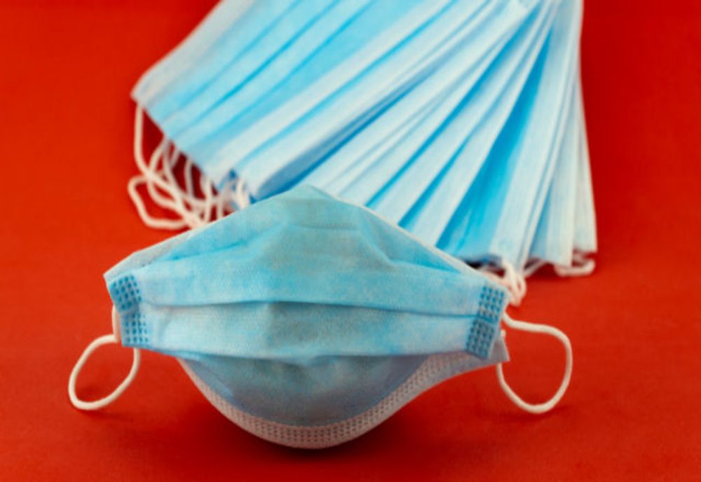 CAS Neamț va distribui măști chirurgicale medicilor de familie