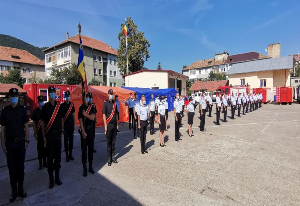 Avansări în grad ale pompierilor nemțeni