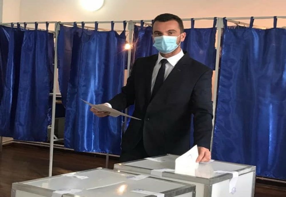 Cel mai tânăr candidat pentru funcția de primar al orașului Tărgu Neamț a votat ”dezvoltare și modernizare”