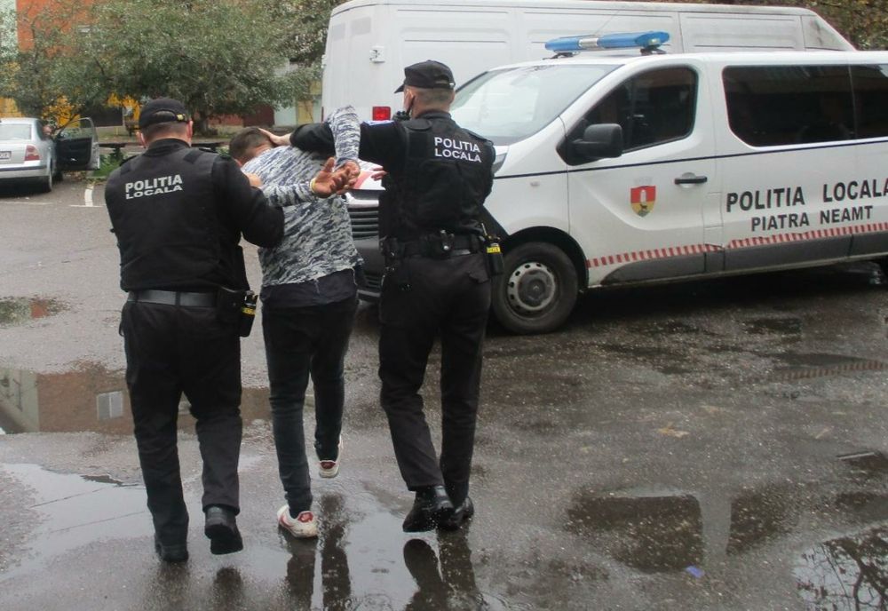 Bețivan agresiv, săltat de polițiștii locali