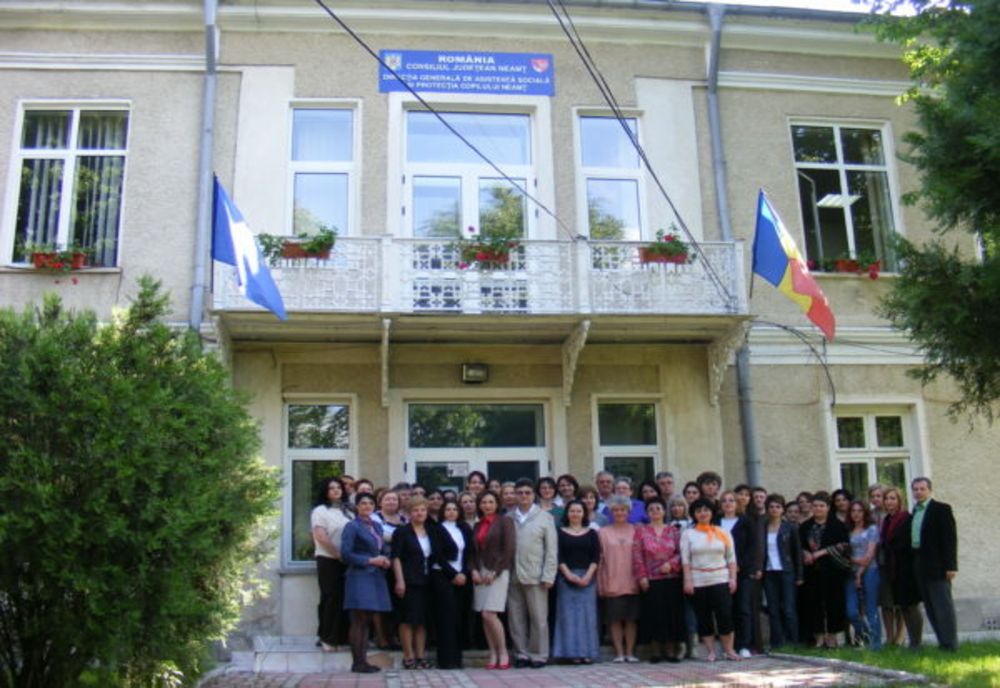 Salariații din cadrul DGASPC Neamț se pregătesc de proteste