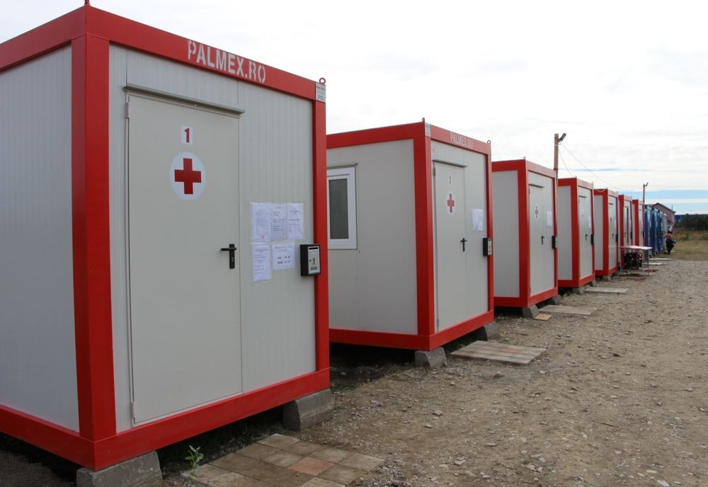 Patru construcții modulare din rezervele statului au ajuns la Neamț pentru triajul epidemiologic