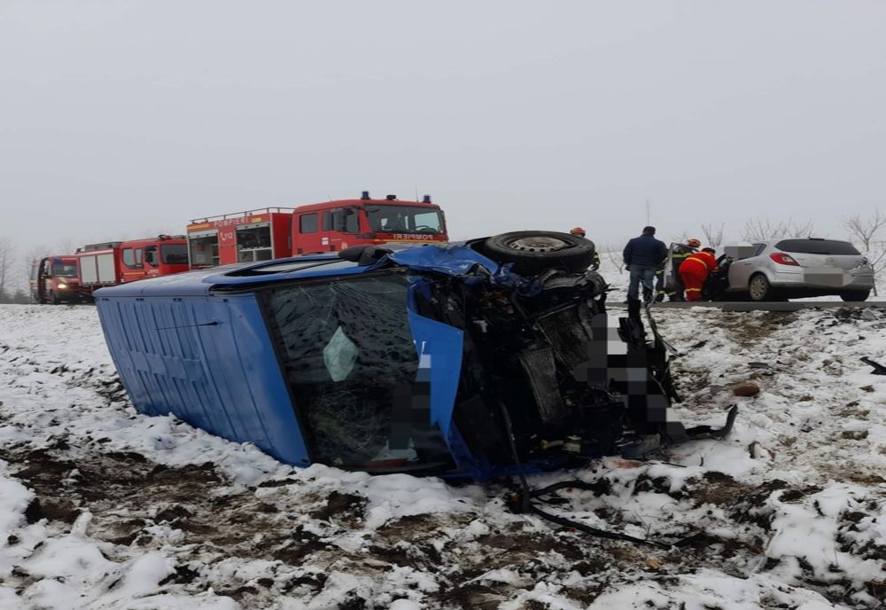 Accident pe raza localității Cordun Două persoane au ajuns la spital (FOTO)