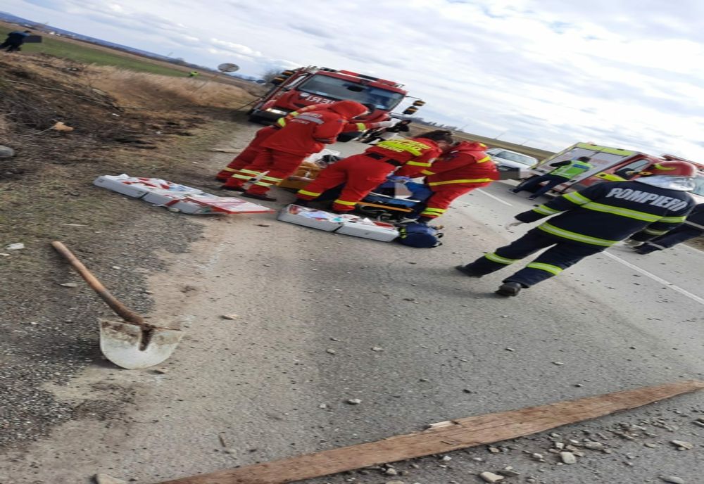 Accident cu victime multiple în Neamț. Căruțașul a murit pe loc (FOTO)