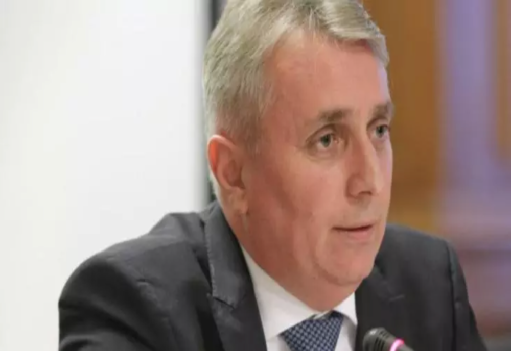 Lucian Bode cere SUSPENDAREA activității restaurantelor și barurilor care încalcă restricțiile anti-Covid