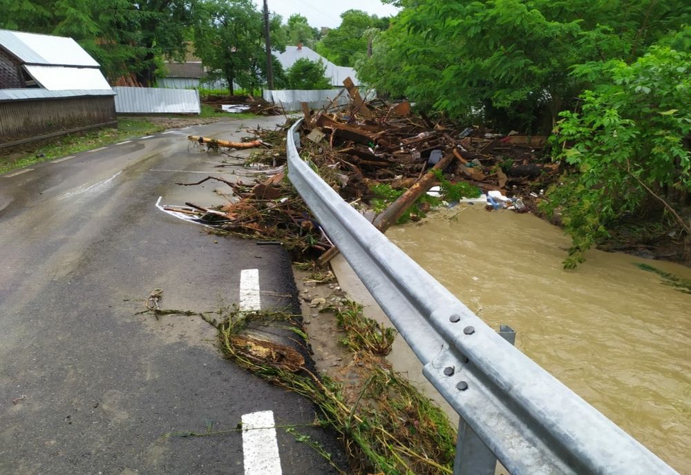 Trafic restricționat pe drumuri din Neamț