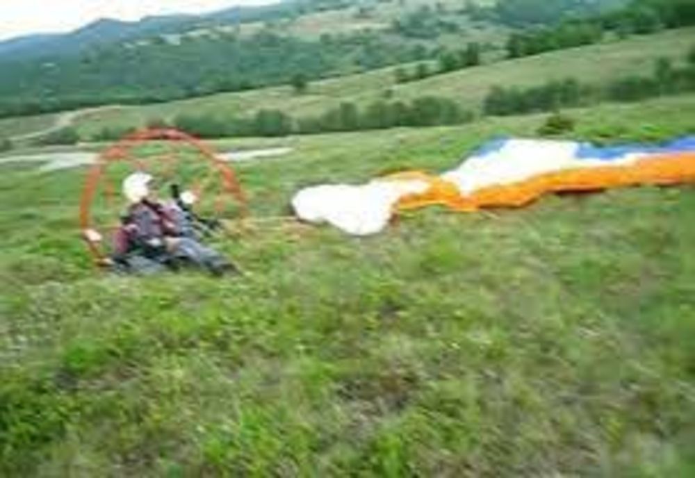 ACCIDENT cu parapanta în Neamț