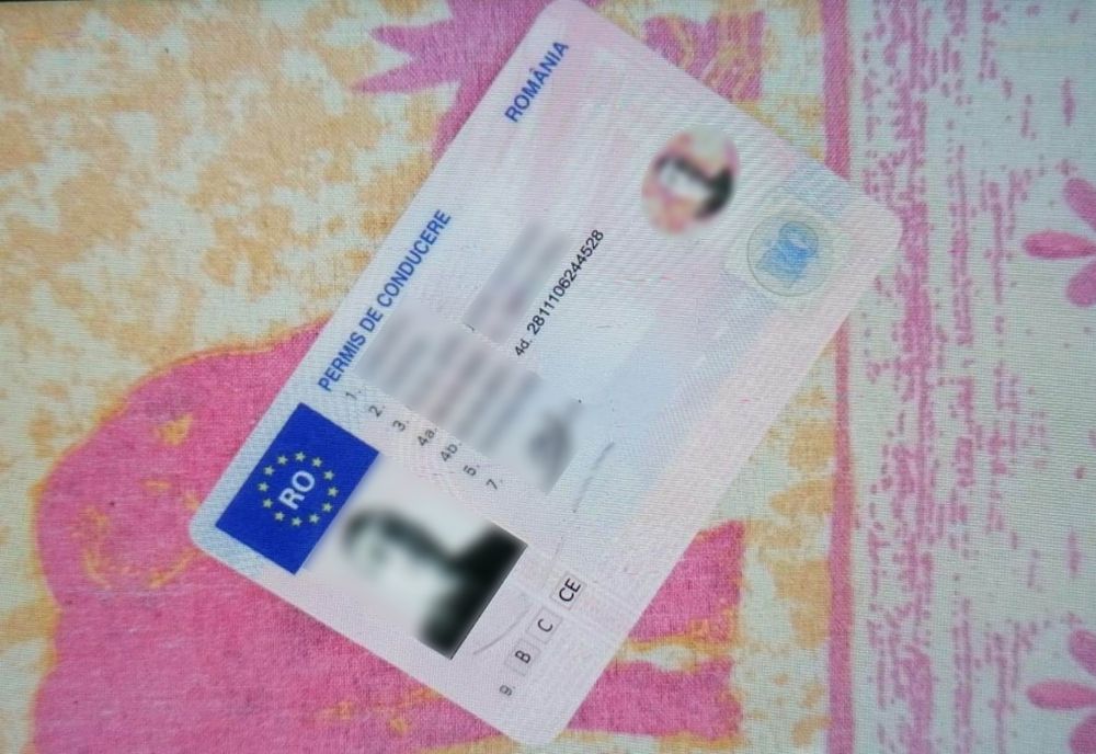 A plecat la plimbare cu mașina, dar a uitat că avea permisul suspendat