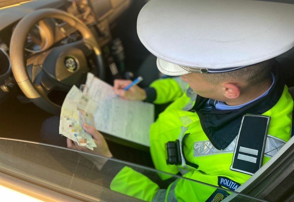 Tupeul ”șoferului” fără permis i-a adus 30 de zile de arest