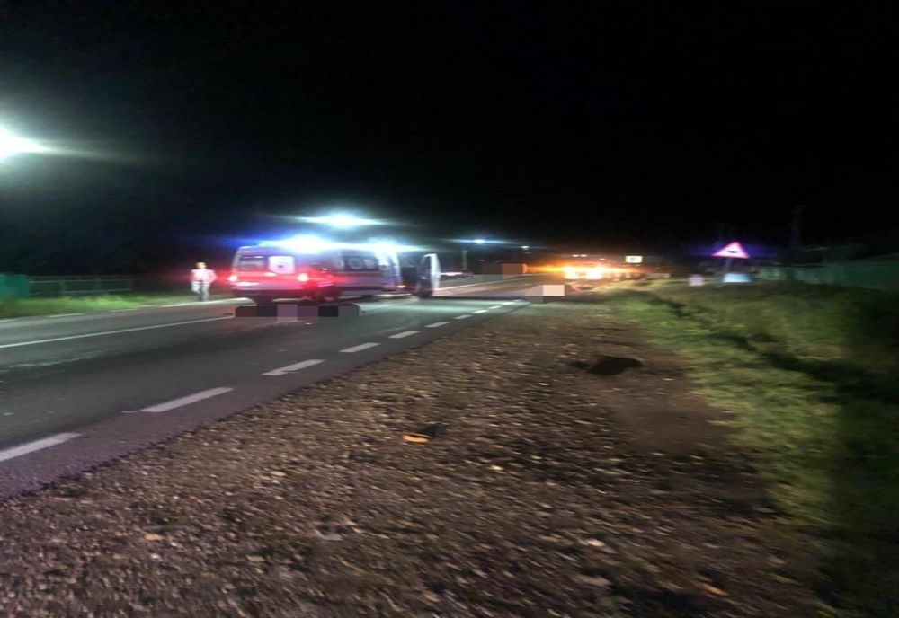 O femeie a murit și un bărbat a fost grav rănit la Neamț după ce au fost loviți de o autoutilitară condusă de un ucrainean