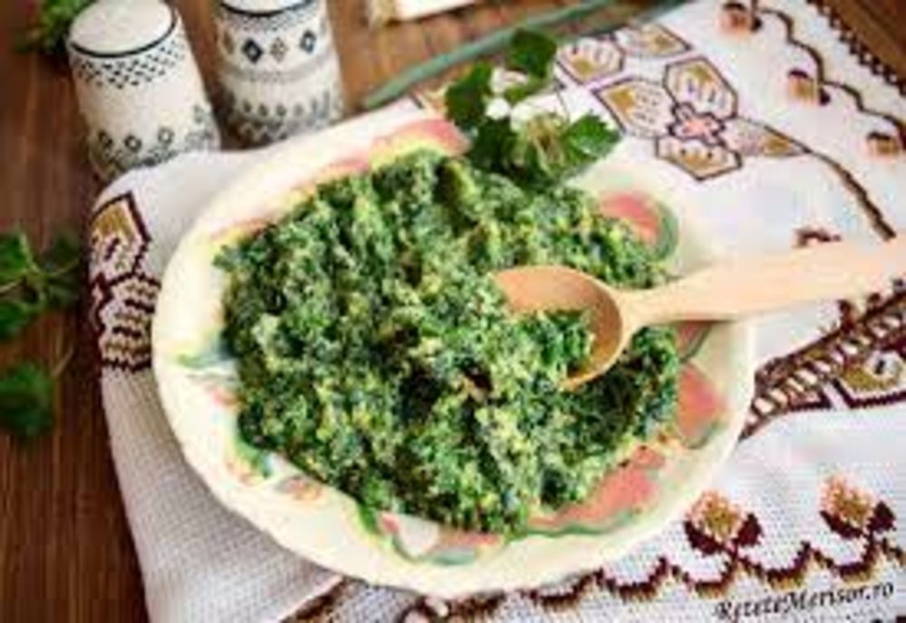 Spanacul și urzicile: BENEFICIILE superalimentelor la îndemâna tuturor