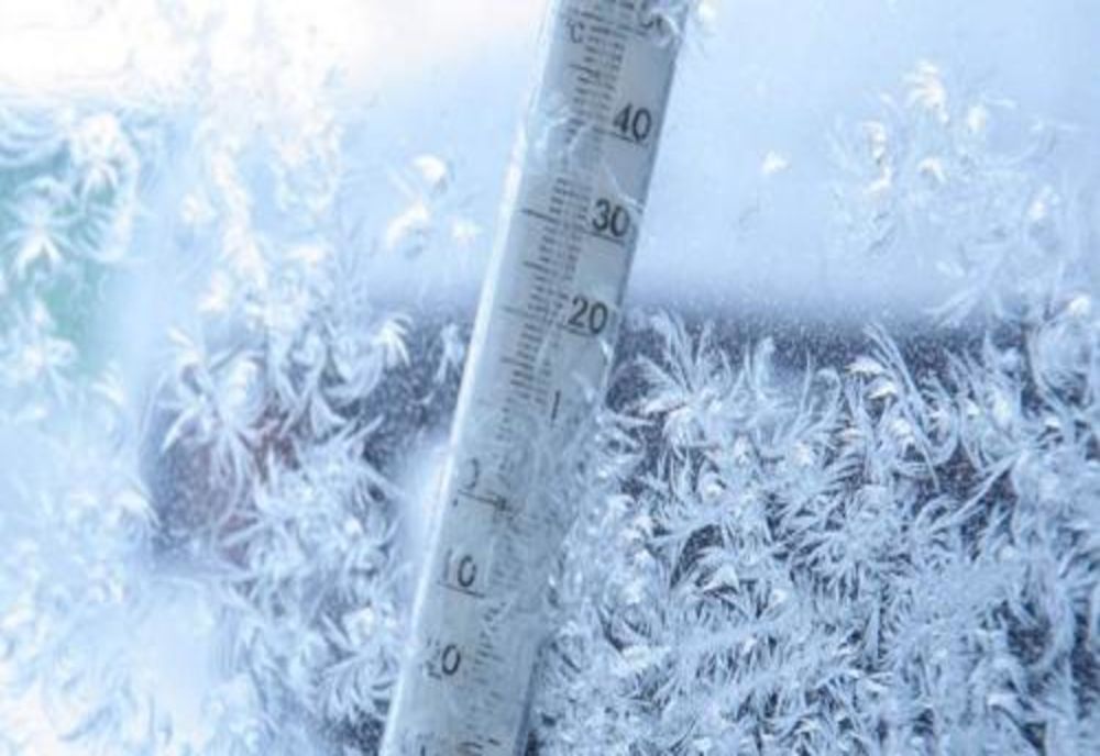 Vremea 6 aprilie. Temperaturi extreme în România - Zonele cu ninsori viscolite și ploi