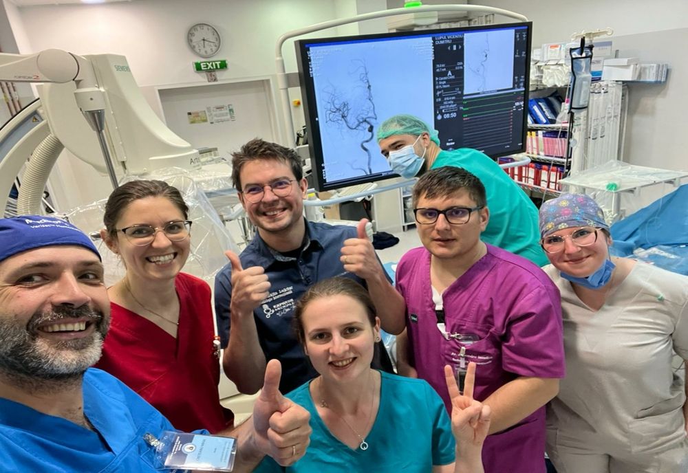 Un angajat al spitalului din Piatra-Neamț a făcut AVC la muncă! A fost salvat de medicii din Suceava