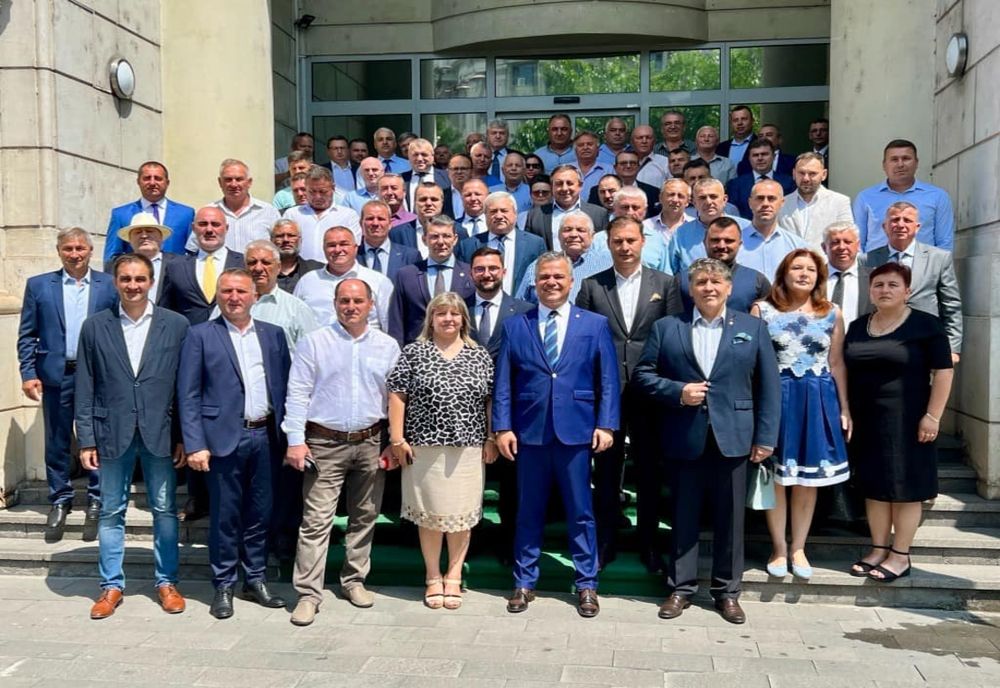 Ministrul Adrian Veștea a semnat 90 de contracte noi pentru finanțare prin PNI Anghel Saligny în valoare totală de peste 917 mil. lei