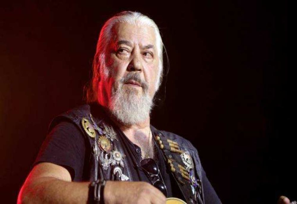 RĂMAS BUN, NICU COVACI: CÂND ȘI UNDE SĂ-ȚI IEI ADIO DE LA FONDATORUL TRUPEI PHOENIX