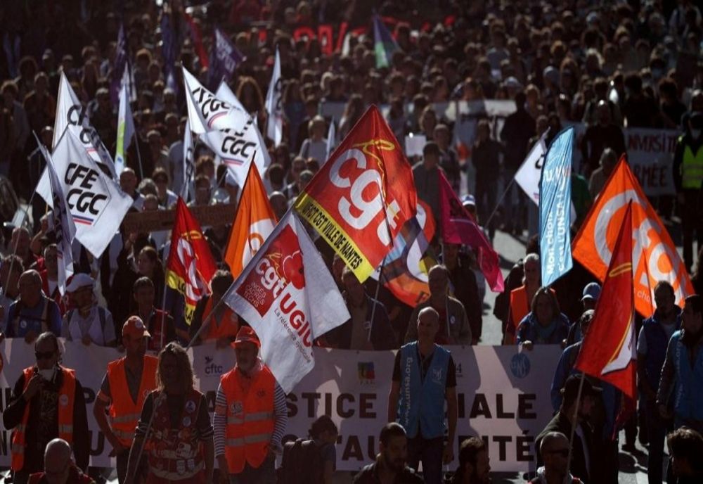 FRANȚA: NOI PROTESTE ÎN AȘTEPTAREA PROIECTULUI DE BUGET