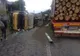 Un camion s-a răsturnat și a intrat într-un TIR (FOTO)