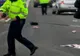 Neatenția se poate plăti cu prețul vieții! Un tânăr a murit încercând să traverseze strada neregulamentar