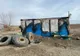 Un container și o autoutilitară, cuprinse de flăcări într-o balastieră