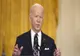 Biden avertizează că există semne clare că Putin vrea să folosească arme biologice