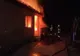 O casă a fost distrusa de incendiu după ce proprietarul a încercat să aprindă focul cu benzină
